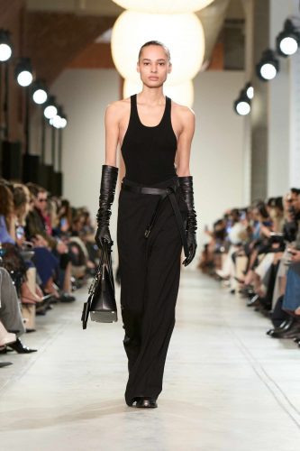 Michael Kors, inverno 2025 – Foto: Reprodução/Vogue Runway