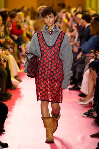 Miu Miu, verão 2026 - Foto: Reprodução/Vogue Runway