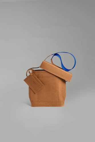 Bolsa Pascale Mussard x Papelaria - Foto: Divulgação