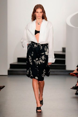 Ralph Lauren, verão 2026 - Foto: Reprodução/Vogue Runway