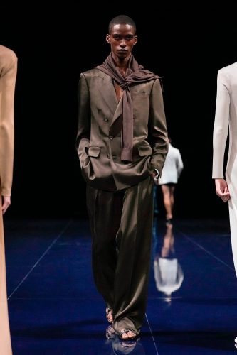 Tom Ford, verão 2026 - Foto: Reprodução/Vogue Runway