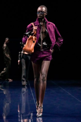 Tom Ford, verão 2026 - Foto: Reprodução/Vogue Runway