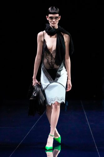 Tom Ford, verão 2026 - Foto: Reprodução/Vogue Runway