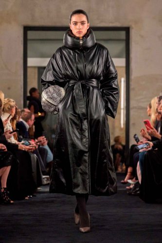 Alaïa, inverno 2025 - Foto: Reprodução/Vogue Runway