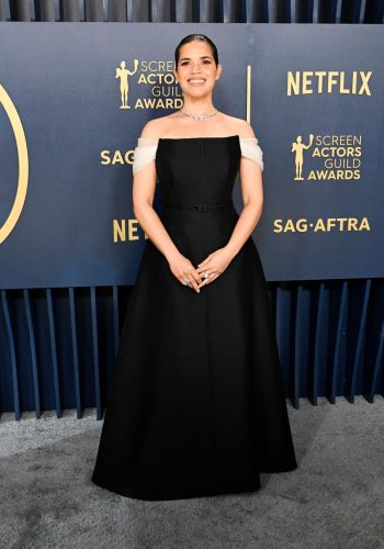 America Ferrera veste Dior - Foto: Reprodução/WWD