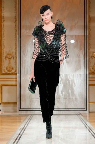 Armani Privé, alta-costura, inverno 2025 - Foto: Reprodução/Vogue Runway