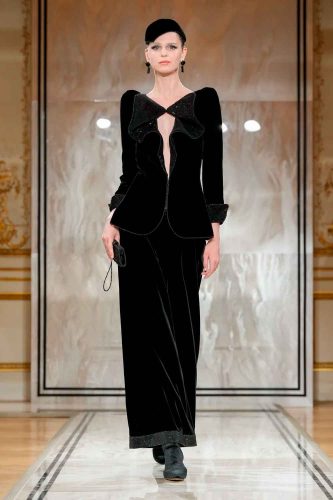 Armani Privé, alta-costura, inverno 2025 - Foto: Reprodução/Vogue Runway