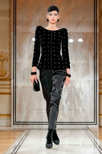 Armani Privé, alta-costura, inverno 2025 - Foto: Reprodução/Vogue Runway