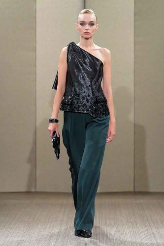 Armani Privé, alta-costura, inverno 2026 - Foto: Reprodução/Vogue Runway
