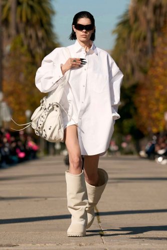 Balenciaga, pre-fall 2024 - Foto: Reprodução/Vogue Runway