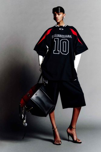 Balenciaga, pre-fall 2026 - Foto: Divulgação