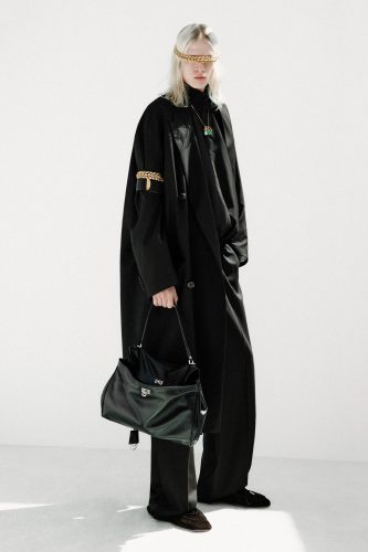 Balenciaga, resort 2027 - Foto: Divulgação