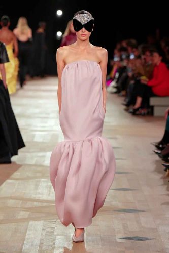 Balenciaga, verão 2026 - Foto: Reprodução/Vogue Runway