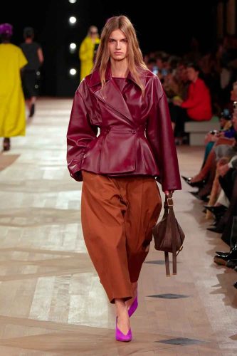 Balenciaga, verão 2026 - Foto: Reprodução/Vogue Runway