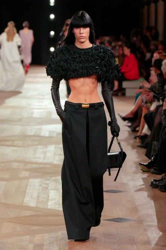Balenciaga, verão 2026 - Foto: Reprodução/Vogue Runway