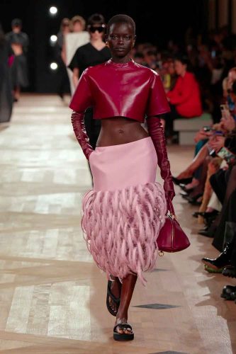 Balenciaga, verão 2026 - Foto: Reprodução/Vogue Runway