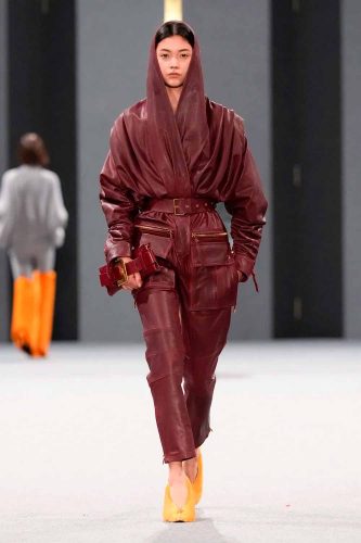 Balmain, inverno 2025 - Foto: Reprodução/Vogue Runway