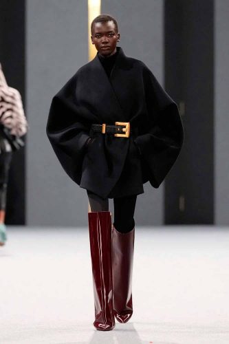 Balmain, inverno 2025 - Foto: Reprodução/Vogue Runway