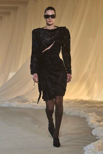 Balmain, inverno 2026 - Foto: Reprodução/Vogue Runway