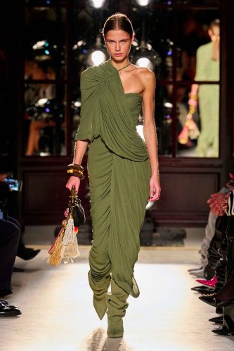 Balmain, verão 2026 - Foto: Reprodução/Vogue Runway