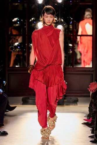 Balmain, verão 2026 - Foto: Reprodução/Vogue Runway
