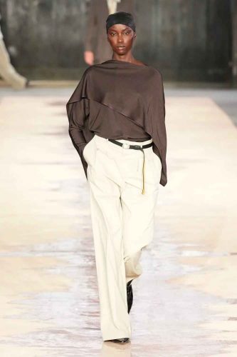 Boss, verão 2026 - Foto: Reprodução/Vogue Runway