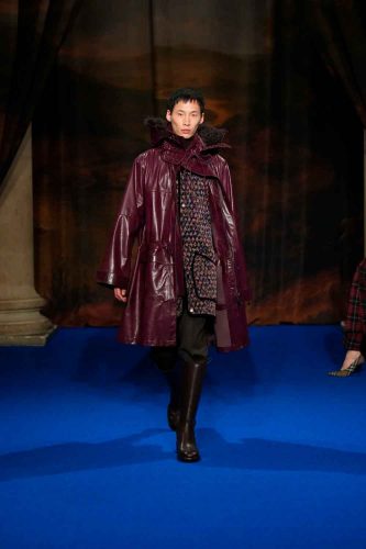 Burberry, inverno 2025 - Foto: Reprodução/Vogue Runway