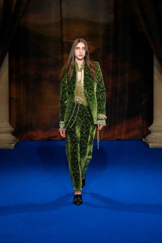 Burberry, inverno 2025 - Foto: Reprodução/Vogue Runway