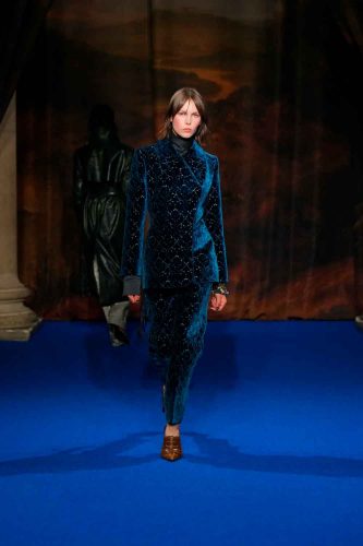 Burberry, inverno 2025 - Foto: Reprodução/Vogue Runway
