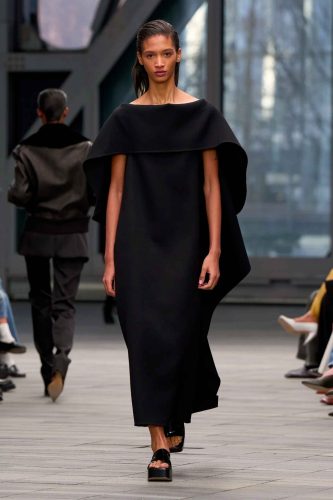 Calvin Klein, inverno 2026 - Foto: Reprodução/Vogue Runway