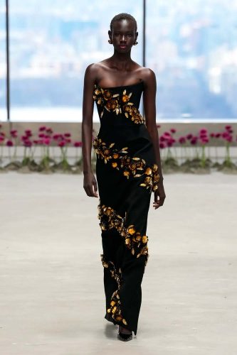 Carolina Herrera, inverno 2025 - Foto: Reprodução/Vogue Runway