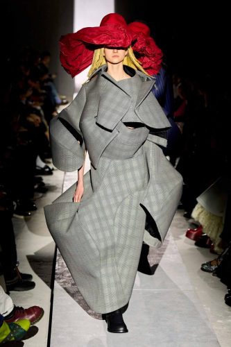 Comme des Garçons, inverno 2025 - Foto: Reprodução/Vogue Runway