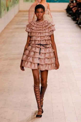 Dior, alta-costura de inverno 2025 - Foto: Vogue Runway