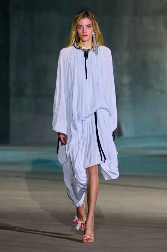 Dior, cruise 2027 - Foto: Reprodução/Vogue Runway