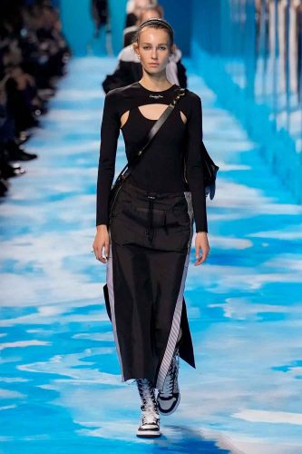 Dior, verão 2025 - Foto: Reprodução/Vogue Runway