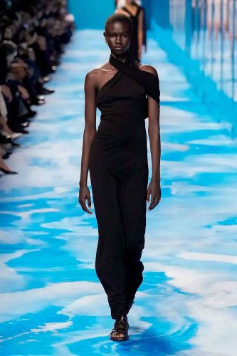 Dior, verão 2025 - Foto: Reprodução/Vogue Runway