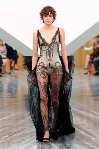 Dior, verão 2026 - Foto: Reprodução/Vogue Runway