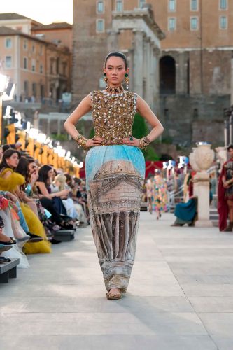 Dolce & Gabbana, alta moda 2025 - Foto: Reprodução/Vogue Runway