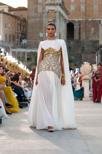 Dolce & Gabbana, alta moda 2025 - Foto: Reprodução/Vogue Runway