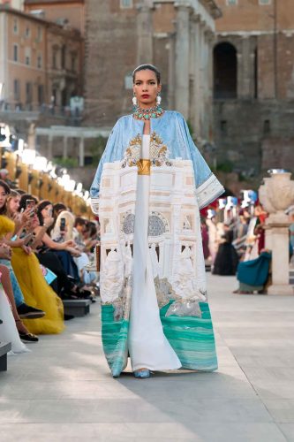 Dolce & Gabbana, alta moda 2025 - Foto: Reprodução/Vogue Runway