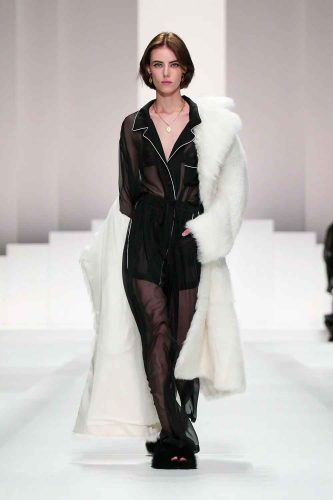 Dolce & Gabbana, verão 2026 - Foto: Reprodução/Vogue Runway