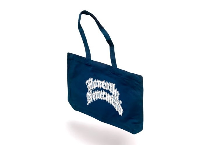 Drake e Amazon: merch - Foto: Divulgação
