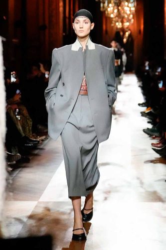 Dries Van Noten, inverno 2025 - Foto: Reprodução/Vogue Runway