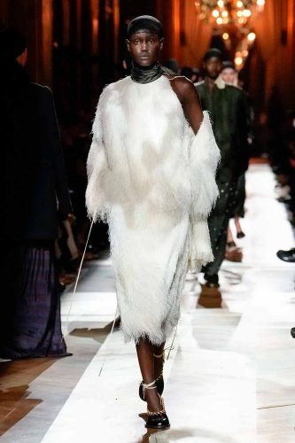 Dries Van Noten, inverno 2025 - Foto: Reprodução/Vogue Runway
