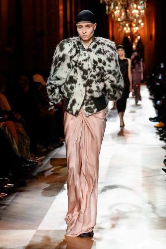 Dries Van Noten, inverno 2025 - Foto: Reprodução/Vogue Runway