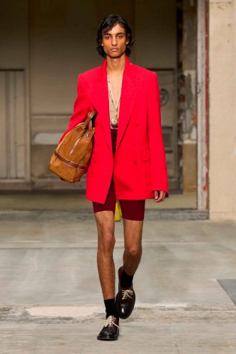 Dries Van Noten, verão 2026 - Foto: Reprodução/Vogue Runway