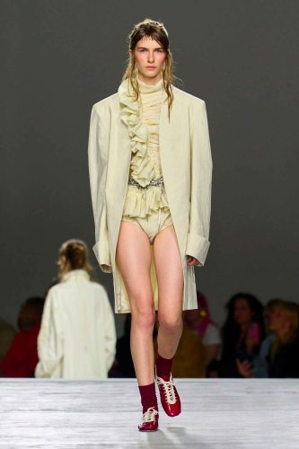 Dries Van Noten, verão 2026 - Foto: Divulgação