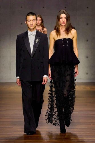 Emporio Armani, inverno 2026 - Foto: Reprodução/Vogue Runway