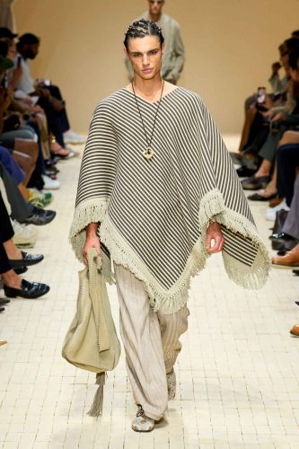 Emporio Armani, verão 2026 - Foto: Reprodução/Vogue Runway