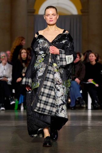 Erdem, inverno 2026 - Foto: Reprodução/Vogue Runway